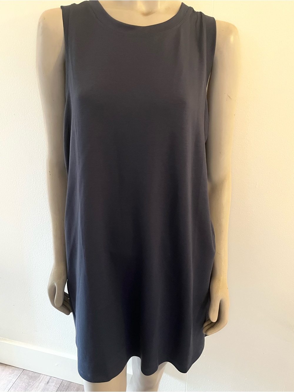 Danskin Sleeveless Navy Shift Dress/Top